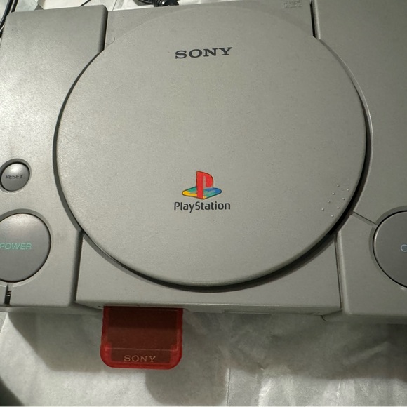 PlayStation 1 - Picture 4 of 4
